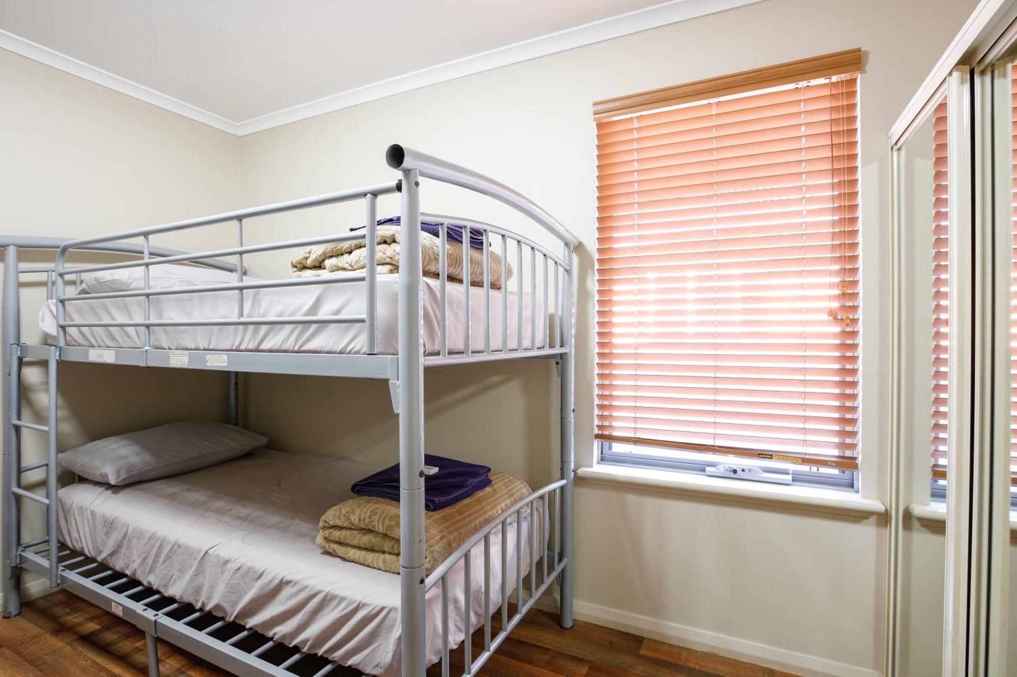Kalbarri Tudor Holiday Park Екстериор снимка