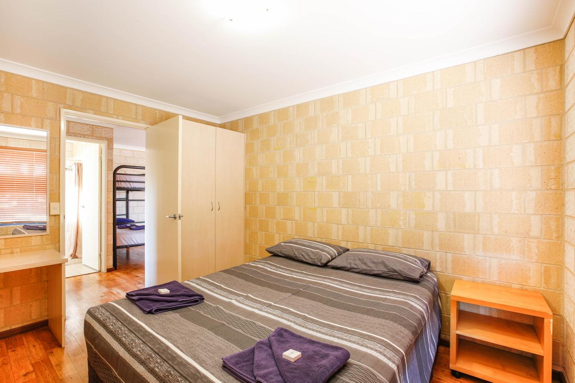 Kalbarri Tudor Holiday Park Екстериор снимка