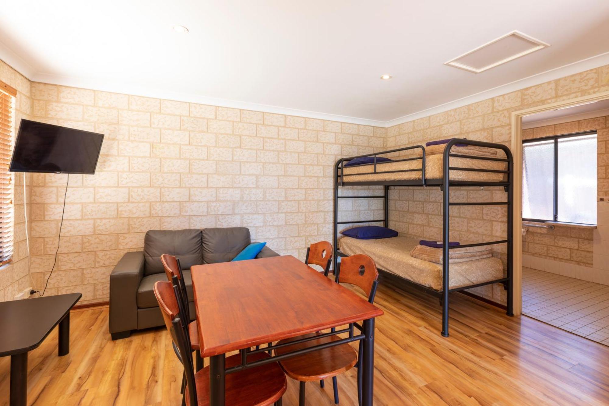Kalbarri Tudor Holiday Park Екстериор снимка